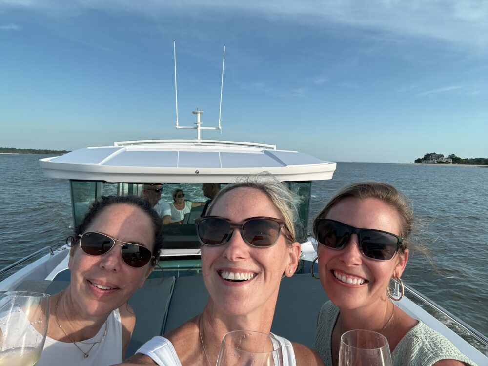 Sunset cruise with ladies of bermuda pointe